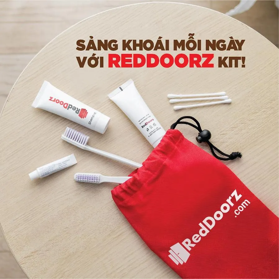 Reddoorz Nguyen Khang Hotel Tran Nao Ho Chi Minh City 2*,