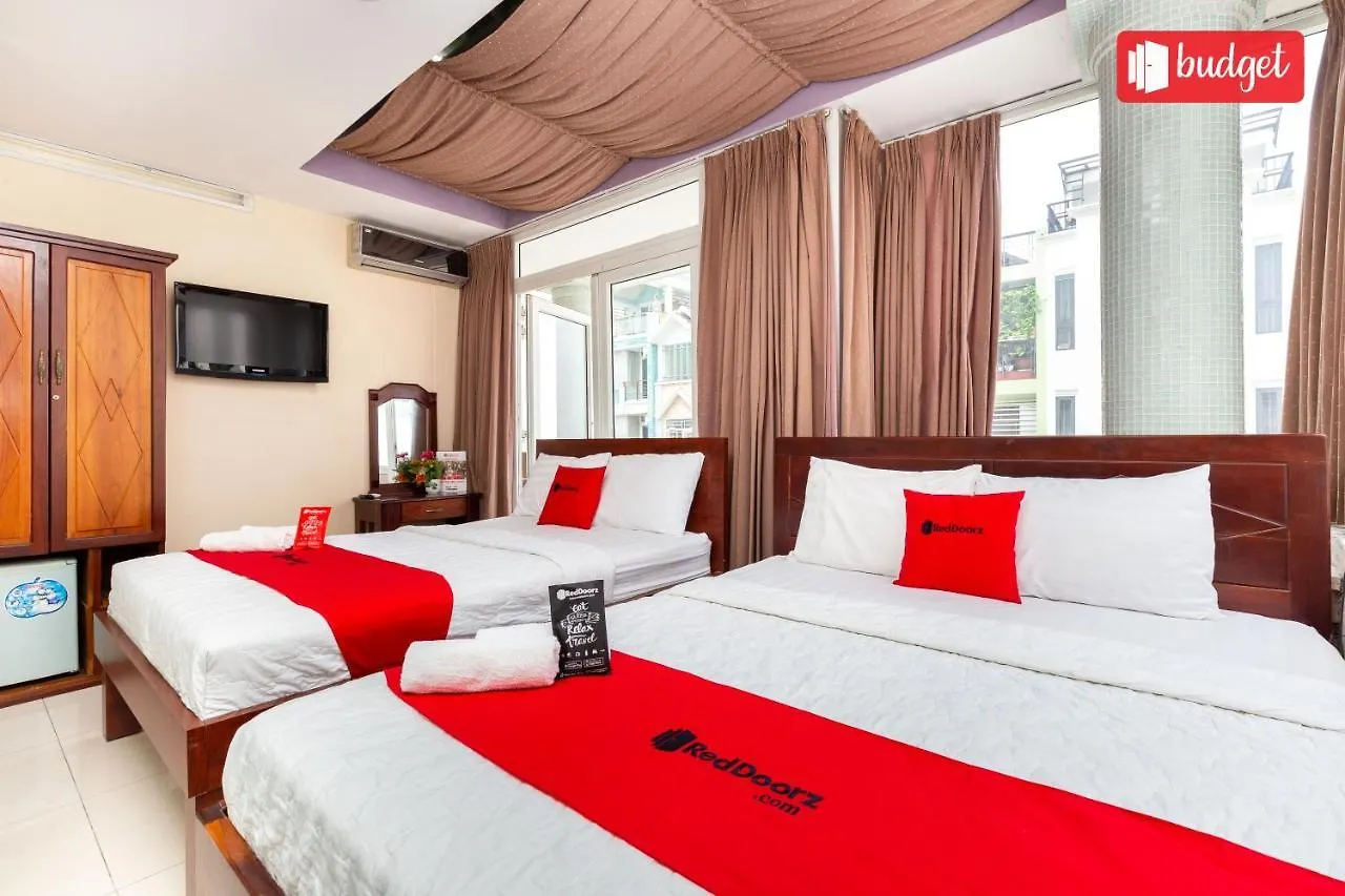 Reddoorz Nguyen Khang Hotel Tran Nao Ho Chi Minh City 2*,  Vietnam