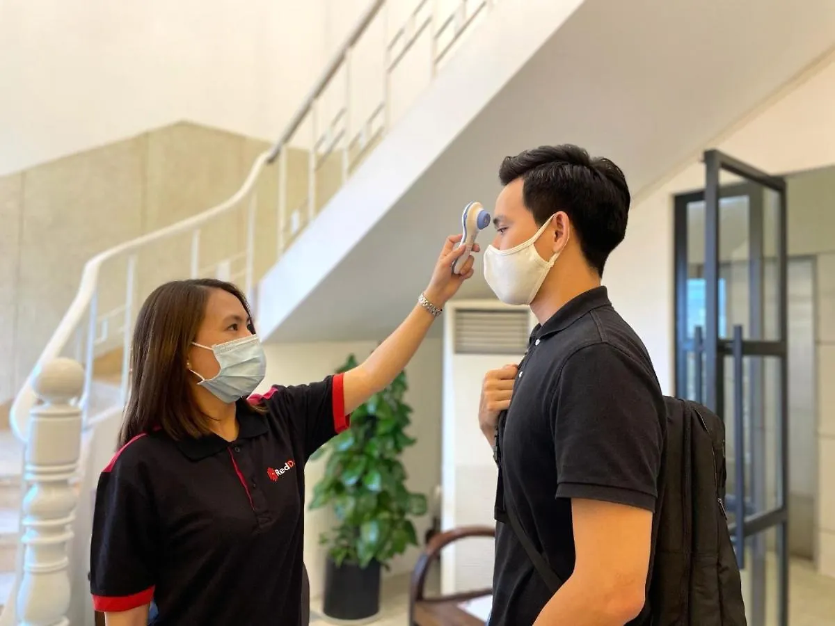 Reddoorz Nguyen Khang Hotel Tran Nao Ho Chi Minh City