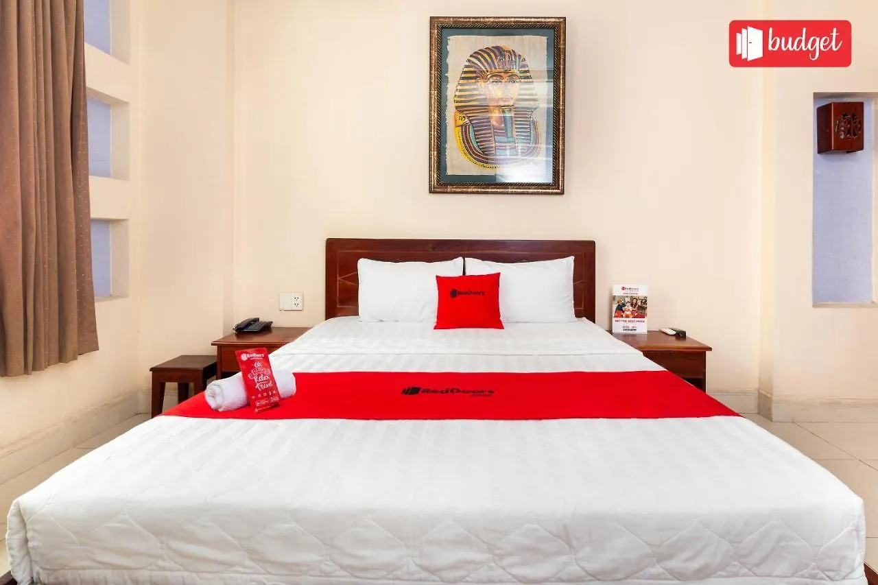 Reddoorz Nguyen Khang Hotel Tran Nao Ho Chi Minh City 2*,